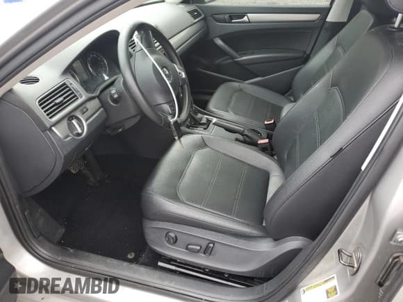 ✅ 2014 Volkswagen Passat Wolfsburg Edition • VIN: 1VWAT7A36EC056878 • Lot: 57416265. Listed on Copart with 83,981 mi. Free auction sales archive from the USA and detailed vehicle history report at DreamBid. Image 7.