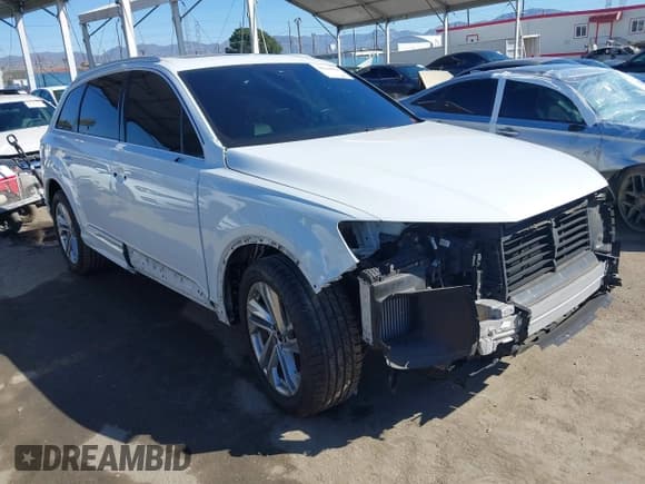 ✅ 2022 Audi Q7 Premium Plus • VIN: WA1LXBF70ND008330 • Lot: 41644878. Listed on IAAI with 39,737 mi. Free auction sales archive from the USA and detailed vehicle history report at DreamBid. Image 1.