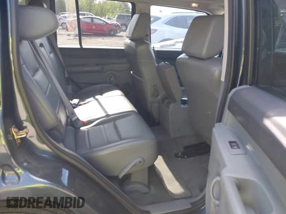 ✅ 2006 Jeep Commander • VIN: 1J8HH48K36C314153 • Лот: 41871929. Опубликован ранее на IAAI с пробегом 149 822 миль. Бесплатный доступ к архиву аукционных продаж из США и подробный отчёт об истории автомобиля на DreamBid. Изображение 8.