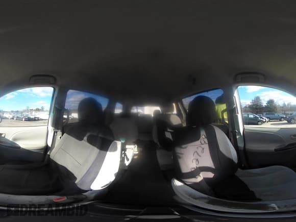 ✅ 2011 Toyota Sienna LE • VIN: 5TDJK3DC9BS006917 • Лот: 43827292. Опубликован ранее на IAAI с пробегом 252 532 миль. Бесплатный доступ к архиву аукционных продаж из США и подробный отчёт об истории автомобиля на DreamBid. Изображение 18.