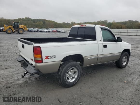 ✅ 2000 GMC Sierra 1500 SLE • VIN: 1GTEK14T8YZ146180 • Лот: 82765585. Опубликован ранее на Copart с пробегом 211 409 миль. Бесплатный доступ к архиву аукционных продаж из США и подробный отчёт об истории автомобиля на DreamBid. Изображение 3.