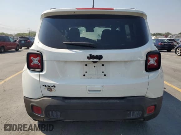 ✅ 2022 Jeep Renegade Altitude • VIN: ZACNJDE11NPN66047 • Лот: 65038125. Опубликован ранее на Copart с пробегом 26 693 миль. Бесплатный доступ к архиву аукционных продаж из США и подробный отчёт об истории автомобиля на DreamBid. Изображение 6.