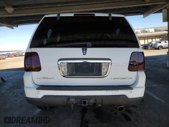 ✅ 2003 Lincoln Navigator Luxury • VIN: 5LMFU28R13LJ25226 • Lot: 91208535. Listed on Copart with Not provided. Free auction sales archive from the USA and detailed vehicle history report at DreamBid. Image 6.