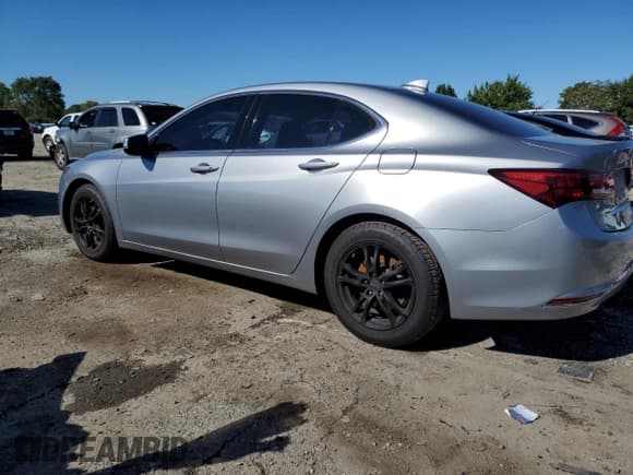 ✅ 2017 Acura TLX Technology • VIN: 19UUB1F52HA004532 • Лот: 86089645. Опубликован ранее на Copart с пробегом 169 019 миль. Бесплатный доступ к архиву аукционных продаж из США и подробный отчёт об истории автомобиля на DreamBid. Изображение 2.