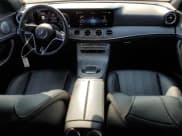 ✅ 2021 Mercedes-Benz E 350 • VIN: W1KZF8DB3MA887261 • Lot: 82675735. Wystawiony na Copart z przebiegiem 73 821 mil. Bezpłatny archiwum sprzedaży aukcyjnych z USA i szczegółowy raport historii pojazdu na DreamBid. Zdjęcie 8.