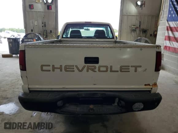 1998 Chevrolet S-10 с VIN 1GCTS14X8W8197675, выставлен на аукционе Copart как лот 87084774 с пробегом Не указан миль и На запчасти • Non repairable. История ставок и продаж доступна на DreamBid. Изображение 6.