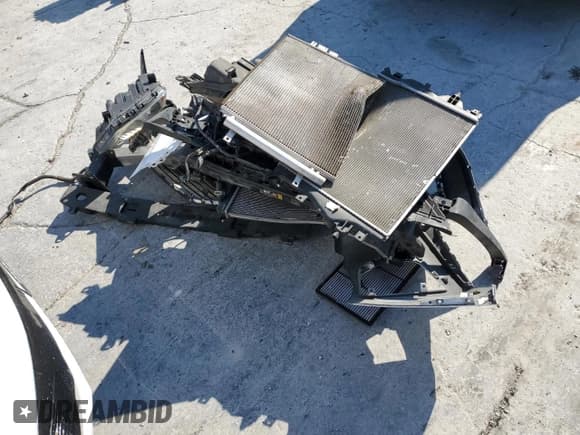 ✅ 2018 Hyundai Ioniq SEL • VIN: KMHC75LC6JU077568 • Лот: 56843214. Опубликован ранее на Copart с пробегом 121 270 миль. Бесплатный доступ к архиву аукционных продаж из США и подробный отчёт об истории автомобиля на DreamBid. Изображение 12.