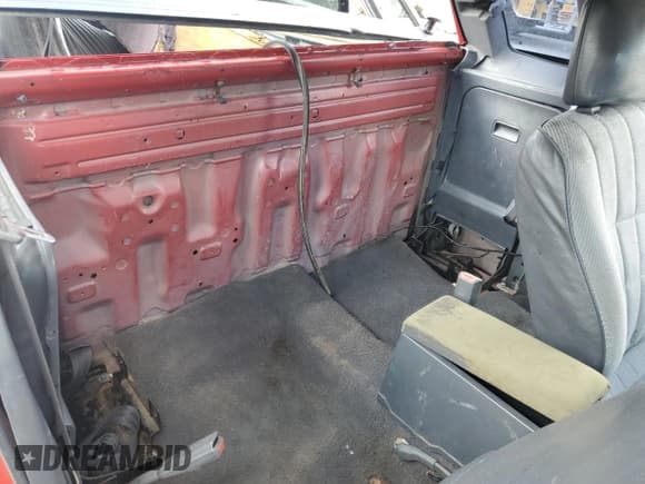 ✅ 1993 Nissan Frontier • VIN: 1N6SD16S7PC350680 • Lot: 60283595. Wystawiony na Copart z przebiegiem 78 271 mil. Bezpłatny archiwum sprzedaży aukcyjnych z USA i szczegółowy raport historii pojazdu na DreamBid. Zdjęcie 10.