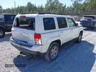 ✅ 2015 Jeep Patriot Altitude • VIN: 1C4NJPBA9FD285476 • Lot: 43474737. Listed on IAAI with 142,393 mi. Free auction sales archive from the USA and detailed vehicle history report at DreamBid. Image 4.