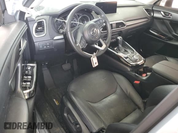 ✅ 2022 Mazda CX-9 Touring Plus • VIN: JM3TCBAY7N0612778 • Lot: 84736155. Listed on Copart with 27,938 mi. Free auction sales archive from the USA and detailed vehicle history report at DreamBid. Image 8.