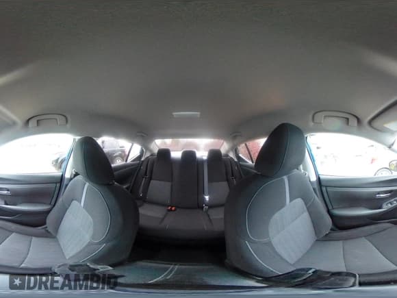 ✅ 2024 Nissan Sentra SV • VIN: 3N1AB8CV8RY323660 • Lot: 89920185. Wystawiony na Copart z przebiegiem 17 970 mil. Bezpłatny archiwum sprzedaży aukcyjnych z USA i szczegółowy raport historii pojazdu na DreamBid. Zdjęcie 15.