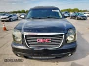 ✅ 2013 GMC Yukon SLT • VIN: 1GKS1CE0XDR256717 • Lot: 84441185. Wystawiony na Copart z przebiegiem 230 892 mil. Bezpłatny archiwum sprzedaży aukcyjnych z USA i szczegółowy raport historii pojazdu na DreamBid. Zdjęcie 5.