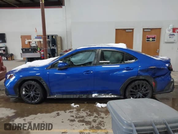 ✅ 2023 Subaru WRX Premium • VIN: JF1VBAF64P9808963 • Lot: 41571420. Wystawiony na IAAI z przebiegiem 29 372 mil. Bezpłatny archiwum sprzedaży aukcyjnych z USA i szczegółowy raport historii pojazdu na DreamBid. Zdjęcie 14.