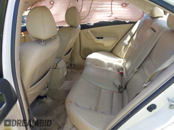 ✅ 2005 Acura TSX • VIN: JH4CL96885C033368 • Lot: 42316386. Listed on IAAI with 338,591 mi. Free auction sales archive from the USA and detailed vehicle history report at DreamBid. Image 8.