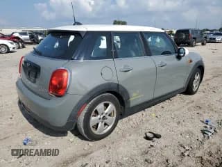 ✅ 2016 MINI Hardtop 4 Door • VIN: WMWXU1C55G2D12359 • Lot: 66711844. Listed on Copart with 38,391 mi. Free auction sales archive from the USA and detailed vehicle history report at DreamBid. Image 3.