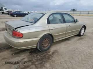 2004 Hyundai Sonata с VIN KMHWF25S74A954111, выставлен на аукционе Copart как лот 86646414 с пробегом 139 588 миль миль и Списание • Salvage title. История ставок и продаж доступна на DreamBid. Изображение 3.