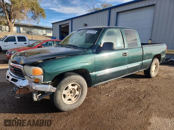✅ 2004 GMC Sierra 1500 SLE • VIN: 2GTEC19V441116961 • Лот: 92031455. Опубликован ранее на Copart с пробегом 239 805 миль. Бесплатный доступ к архиву аукционных продаж из США и подробный отчёт об истории автомобиля на DreamBid. Изображение 1.