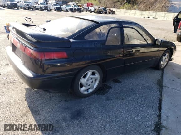 ✅ 1996 Subaru SVX • VIN: JF1CX8658TH100756 • Lot: 45003165. Wystawiony na Copart z przebiegiem 108 392 mil. Bezpłatny archiwum sprzedaży aukcyjnych z USA i szczegółowy raport historii pojazdu na DreamBid. Zdjęcie 3.