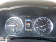 ✅ 2017 Toyota Highlander Hybrid Limited • VIN: 5TDDGRFH6HS023905 • Lot: 80952475. Listed on Copart with 292,799 mi. Free auction sales archive from the USA and detailed vehicle history report at DreamBid. Image 9.