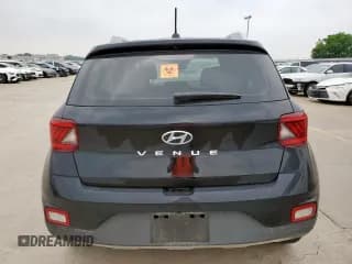 ✅ 2025 Hyundai Venue SEL • VIN: KMHRC8A39SU346089 • Lot: 55675275. Listed on Copart with 7,013 mi. Free auction sales archive from the USA and detailed vehicle history report at DreamBid. Image 6.