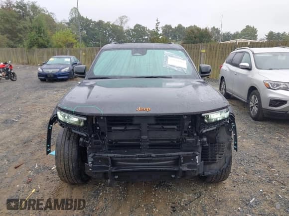 ✅ 2023 Jeep Grand Cherokee Limited • VIN: 1C4RJKBG9P8702355 • Lot: 43134647. Listed on IAAI with 48,888 mi. Free auction sales archive from the USA and detailed vehicle history report at DreamBid. Image 12.