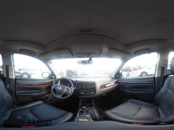 ✅ 2014 Mitsubishi Outlander GT • VIN: JA4JZ4AX2EZ003234 • Lot: 43721082. Listed on IAAI with 176,275 mi. Free auction sales archive from the USA and detailed vehicle history report at DreamBid. Image 18.