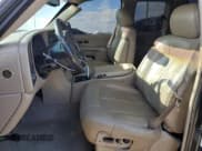 ✅ 2002 Chevrolet Silverado 2500HD LS • VIN: 1GCHC29122E276638 • Lot: 79489483. Wystawiony na Copart z przebiegiem 127 992 mil. Bezpłatny archiwum sprzedaży aukcyjnych z USA i szczegółowy raport historii pojazdu na DreamBid. Zdjęcie 7.