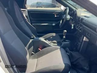 ✅ 2000 Toyota MR2 • VIN: JTDFR3203Y0018812 • Lot: 92546705. Wystawiony na Copart z przebiegiem 62 700 mil. Bezpłatny archiwum sprzedaży aukcyjnych z USA i szczegółowy raport historii pojazdu na DreamBid. Zdjęcie 6.