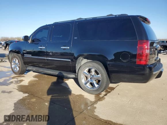 ✅ 2013 Chevrolet Suburban LTZ • VIN: 1GNSCKE0XDR184716 • Lot: 86562774. Wystawiony na Copart z przebiegiem 225 703 mil. Bezpłatny archiwum sprzedaży aukcyjnych z USA i szczegółowy raport historii pojazdu na DreamBid. Zdjęcie 2.
