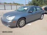 ✅ 2008 Chrysler Sebring LX • VIN: 1C3LC46K48N226744 • Lot: 43524982. Wystawiony na IAAI z przebiegiem 146 977 mil. Bezpłatny archiwum sprzedaży aukcyjnych z USA i szczegółowy raport historii pojazdu na DreamBid. Zdjęcie 2.