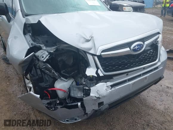 ✅ 2015 Subaru Forester 2.5i • VIN: JF2SJAAC9FG540162 • Lot: 42235051. Wystawiony na IAAI z przebiegiem 113 609 mil. Bezpłatny archiwum sprzedaży aukcyjnych z USA i szczegółowy raport historii pojazdu na DreamBid. Zdjęcie 6.