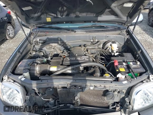 ✅ 2006 Toyota Tundra SR5 • VIN: 5TBBT44106S487662 • Lot: 43674793. Wystawiony na IAAI z przebiegiem 182 667 mil. Bezpłatny archiwum sprzedaży aukcyjnych z USA i szczegółowy raport historii pojazdu na DreamBid. Zdjęcie 10.