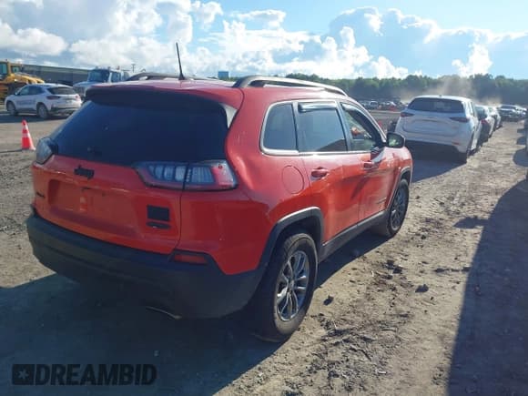 ✅ 2021 Jeep Cherokee 80th Anniversary • VIN: 1C4PJMMXXMD158435 • Lot: 43060196. Listed on IAAI with 89,043 mi. Free auction sales archive from the USA and detailed vehicle history report at DreamBid. Image 4.