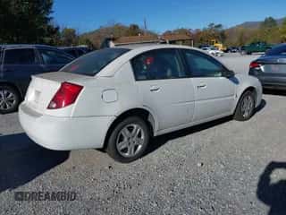 2007 Saturn ION ION 2 z VIN 1G8AJ55F27Z164507, wystawiony jako IAAI lot #43506396 z przebiegiem 116 433 mil mil oraz . Historia ofert i sprzedaży dostępna na DreamBid. Obrazek 4.