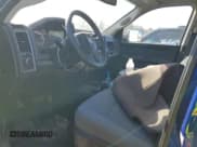 ✅ 2018 Ram 2500 Tradesman • VIN: 3C6UR5CL2JG359509 • Lot: 38304034. Wystawiony na Copart z przebiegiem 25 710 mil. Bezpłatny archiwum sprzedaży aukcyjnych z USA i szczegółowy raport historii pojazdu na DreamBid. Zdjęcie 7.