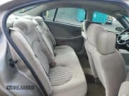 ✅ 2003 Pontiac Bonneville SE • VIN: 1G2HX52K334134092 • Lot: 74126224. Wystawiony na Copart z przebiegiem 121 640 mil. Bezpłatny archiwum sprzedaży aukcyjnych z USA i szczegółowy raport historii pojazdu na DreamBid. Zdjęcie 10.