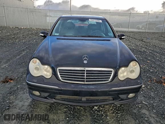 ✅ 2004 Mercedes-Benz C AMG • VIN: WDBRF65JX4F475408 • Lot: 95073705. Listed on Copart with 187,476 mi. Free auction sales archive from the USA and detailed vehicle history report at DreamBid. Image 5.