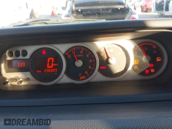 ✅ 2008 Scion xB • VIN: JTLKE50EX81015912 • Lot: 43808359. Wystawiony na IAAI z przebiegiem 236 895 mil. Bezpłatny archiwum sprzedaży aukcyjnych z USA i szczegółowy raport historii pojazdu na DreamBid. Zdjęcie 7.