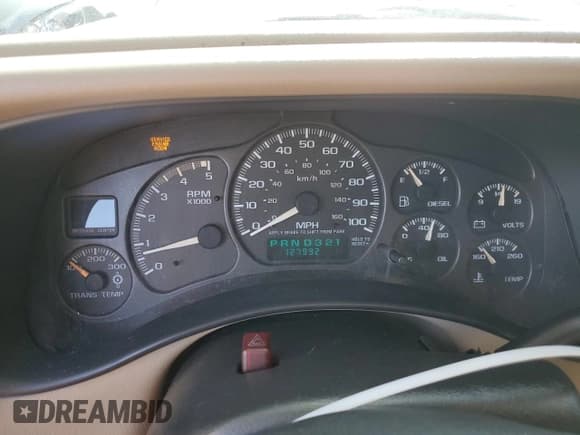 ✅ 2002 Chevrolet Silverado 2500HD LS • VIN: 1GCHC29122E276638 • Lot: 79489483. Wystawiony na Copart z przebiegiem 127 992 mil. Bezpłatny archiwum sprzedaży aukcyjnych z USA i szczegółowy raport historii pojazdu na DreamBid. Zdjęcie 9.