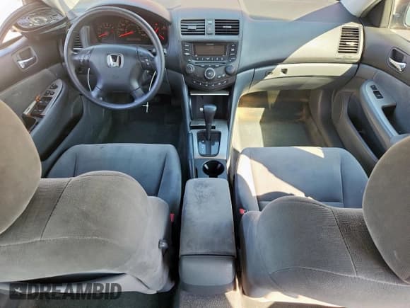 ✅ 2005 Honda Accord EX • VIN: 1HGCM56715A027021 • Lot: 85669795. Wystawiony na Copart z przebiegiem 190 364 mil. Bezpłatny archiwum sprzedaży aukcyjnych z USA i szczegółowy raport historii pojazdu na DreamBid. Zdjęcie 8.