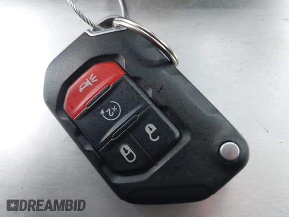 ✅ 2021 Jeep Gladiator Overland • VIN: 1C6HJTFGXML555622 • Lot: 42237686. Wystawiony na IAAI z przebiegiem 62 358 mil. Bezpłatny archiwum sprzedaży aukcyjnych z USA i szczegółowy raport historii pojazdu na DreamBid. Zdjęcie 11.