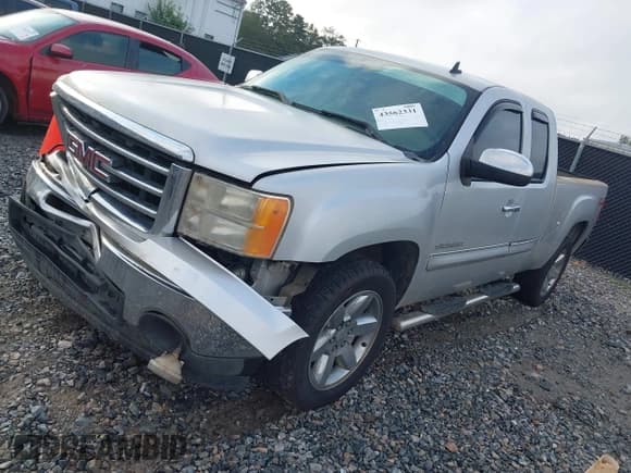 ✅ 2012 GMC Sierra 1500 SLE • VIN: 1GTR1VE06CZ326072 • Лот: 43562331. Опубликован ранее на IAAI с пробегом 196 856 миль. Бесплатный доступ к архиву аукционных продаж из США и подробный отчёт об истории автомобиля на DreamBid. Изображение 17.