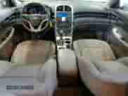 2014 Chevrolet Malibu LS z VIN 1G11A5SL5EF291498, wystawiony jako Copart lot #65354595 z przebiegiem 148 904 mil mil oraz Czysty tytuł • Clean title. Historia ofert i sprzedaży dostępna na DreamBid. Obrazek 8.