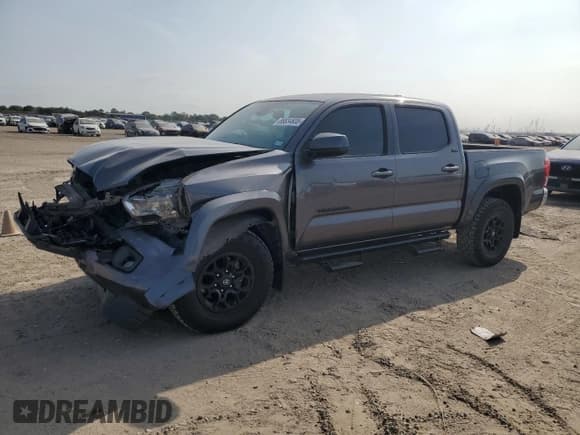 ✅ 2021 Toyota Tacoma SR5 • VIN: 5TFAZ5CN9MX106801 • Lot: 89834935. Wystawiony na Copart z przebiegiem 54 457 mil. Bezpłatny archiwum sprzedaży aukcyjnych z USA i szczegółowy raport historii pojazdu na DreamBid. Zdjęcie 1.