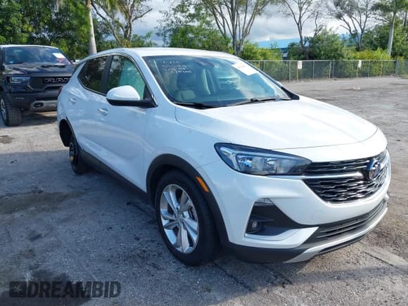 ✅ 2021 Buick Encore GX Preferred • VIN: KL4MMBS21MB162921 • Lot: 43523189. Wystawiony na IAAI z przebiegiem 23 276 mil. Bezpłatny archiwum sprzedaży aukcyjnych z USA i szczegółowy raport historii pojazdu na DreamBid. Zdjęcie 1.