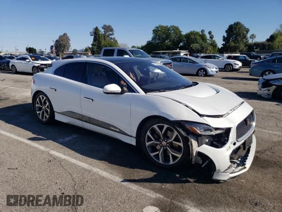 ✅ 2019 Jaguar I-Pace SE • VIN: SADHC2S18K1F73762 • Lot: 49235464. Listed on Copart with 43,376 mi. Free auction sales archive from the USA and detailed vehicle history report at DreamBid. Image 4.