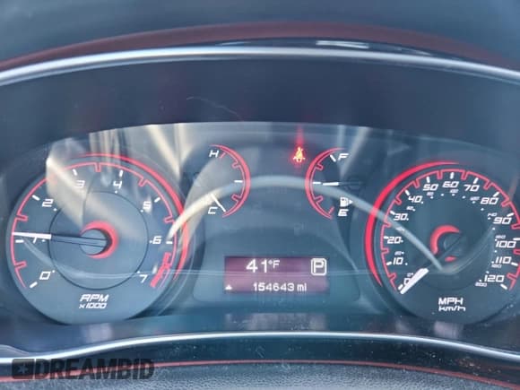 ✅ 2015 Dodge Dart SE • VIN: 1C3CDFAA1FD141029 • Lot: 89862035. Wystawiony na Copart z przebiegiem 154 643 mil. Bezpłatny archiwum sprzedaży aukcyjnych z USA i szczegółowy raport historii pojazdu na DreamBid. Zdjęcie 9.