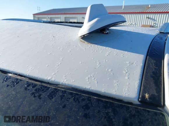 ✅ 2022 Chevrolet Suburban Premier • VIN: 1GNSKFKD3NR267634 • Lot: 42737206. Wystawiony na IAAI z przebiegiem 59 812 mil. Bezpłatny archiwum sprzedaży aukcyjnych z USA i szczegółowy raport historii pojazdu na DreamBid. Zdjęcie 18.