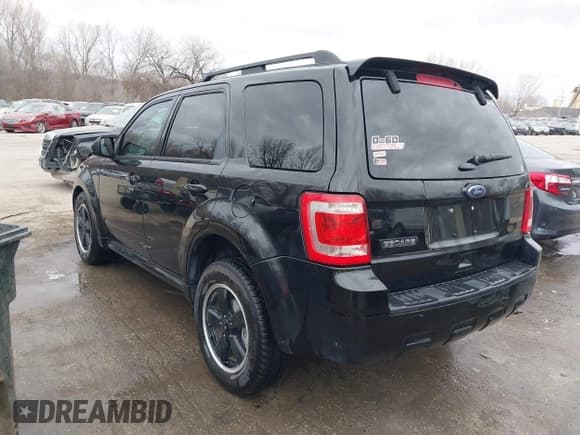 ✅ 2011 Ford Escape XLT • VIN: 1FMCU9DG7BKB03271 • Лот: 41711731. Опубликован ранее на IAAI с пробегом 139 135 миль. Бесплатный доступ к архиву аукционных продаж из США и подробный отчёт об истории автомобиля на DreamBid. Изображение 3.