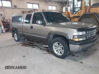 ✅ 2000 Chevrolet Silverado 1500 • VIN: 1GCEK19T7YZ269820 • Lot: 43792519. Listed on IAAI with 167,646 mi. Free auction sales archive from the USA and detailed vehicle history report at DreamBid. Image 1.